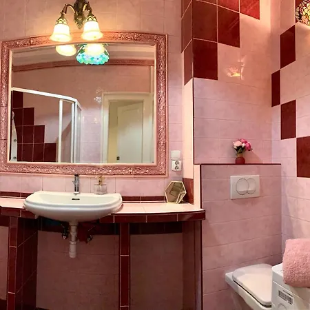 Basilica Rose アパート